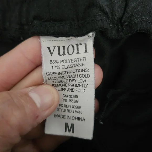 Vuori Men's Black Joggers with Drawstring In Perfect Conditions - Picture 4 of 6